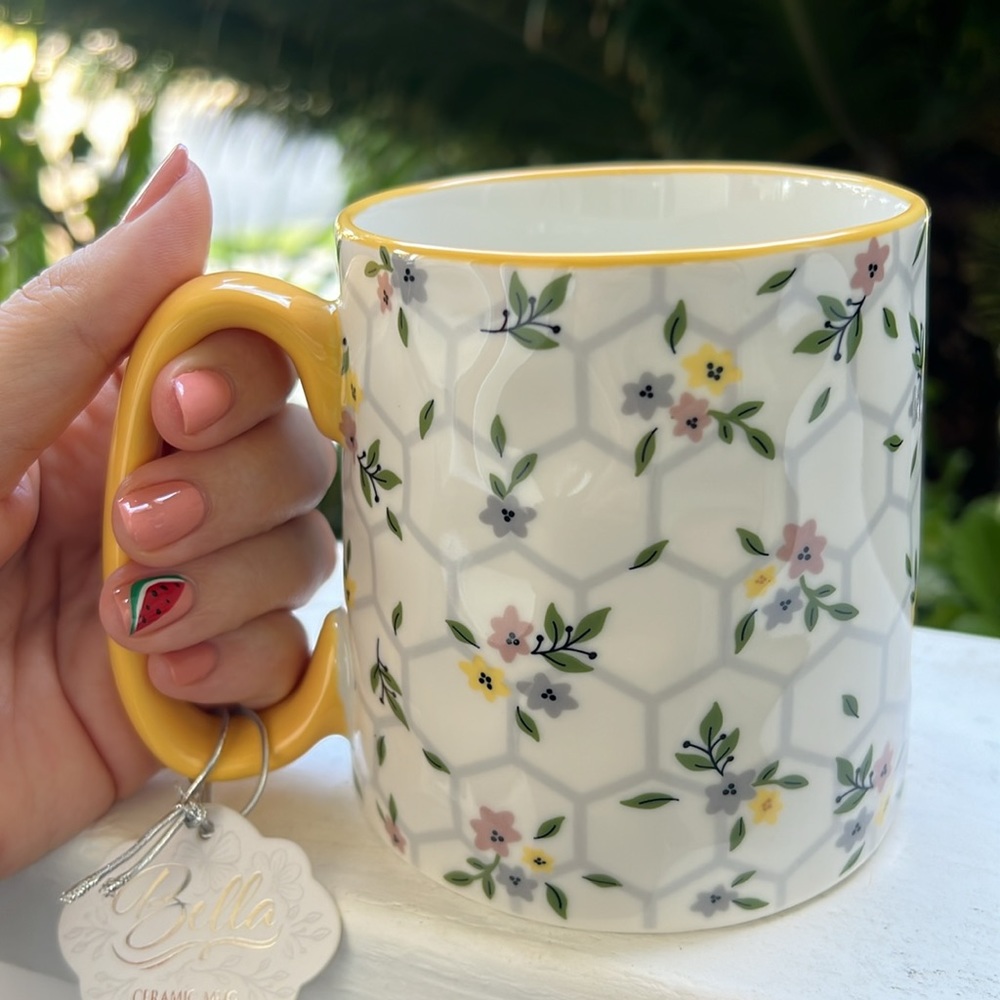 Bella Floral Ceramic Mug - Picture 6 of 15